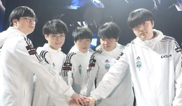 精心编排 精心编排