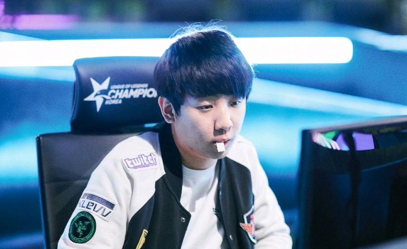 自然成为球 自然成为球