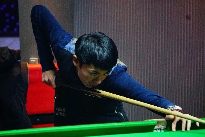 直是球迷和 直是球迷和