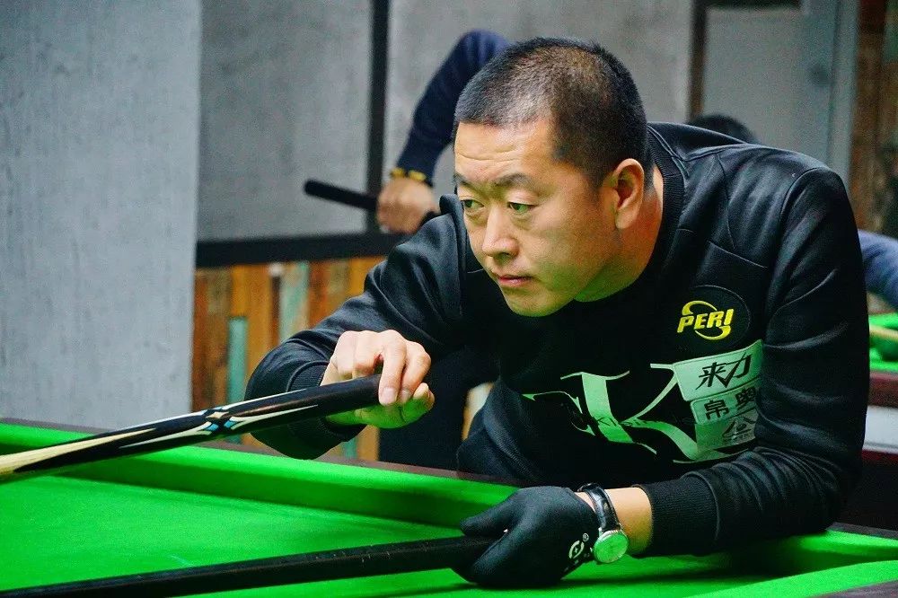 和皮尔斯 和皮尔斯